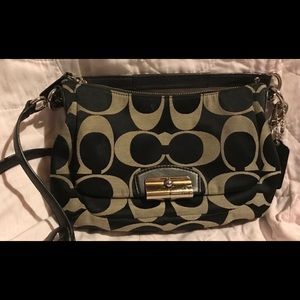 SALE!!! - EUC COACH CROSSBODY BAG